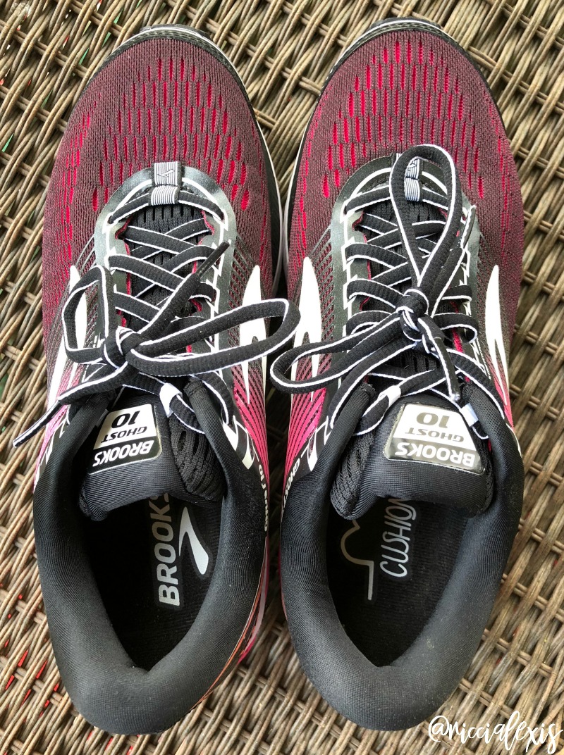 difference between brooks ghost and launch