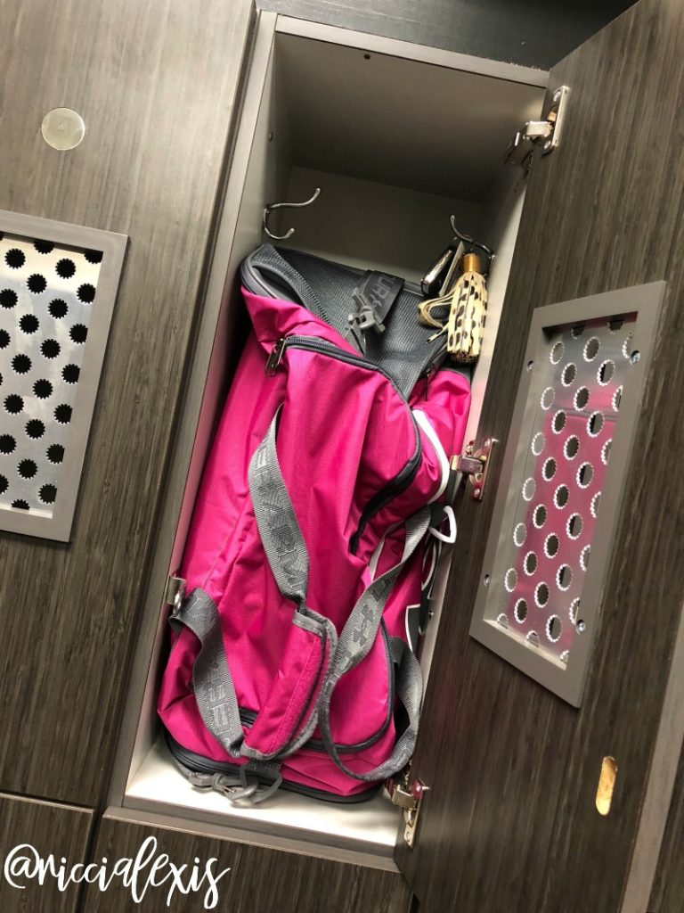 What's in My Gym Fitness Style!!